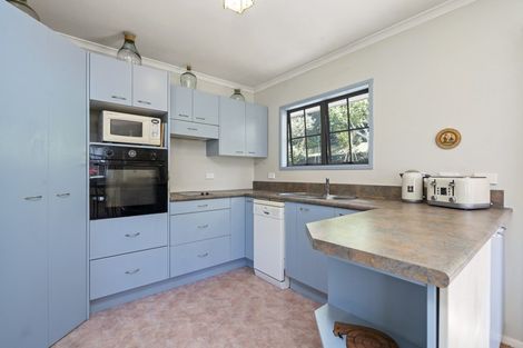 Photo of property in 31 Matauwhi Road, Russell, 0202