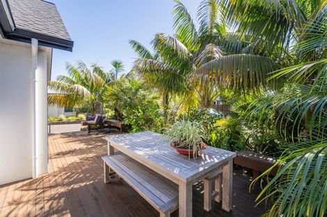 Photo of property in 8 Sara Way, Whitianga, 3510