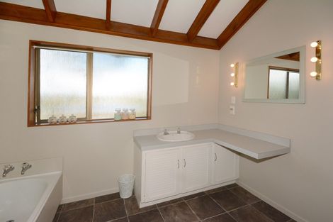 Photo of property in 55 Hall Road, Sawyers Bay, Port Chalmers, 9023