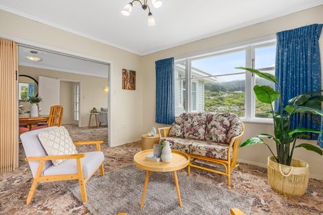 Photo of property in 36 Handyside Street, Tawa, Wellington, 5028