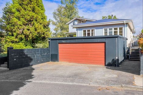 Photo of property in 8 Hillsview Crescent, Taumarunui, 3920