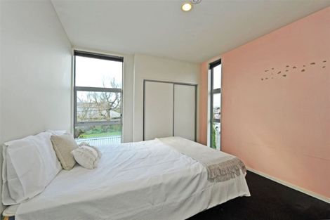 Photo of property in 547 Barbadoes Street, Edgeware, Christchurch, 8013