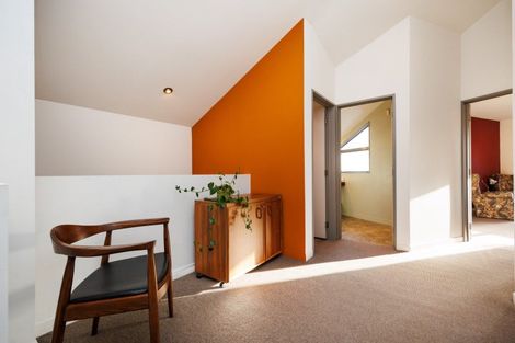 Photo of property in 45 Waicola Drive, Fitzherbert, Palmerston North, 4471