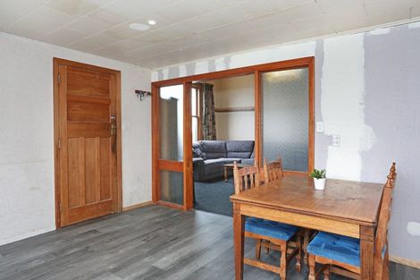 Photo of property in 14 Medway Street, Rongotea, 4476