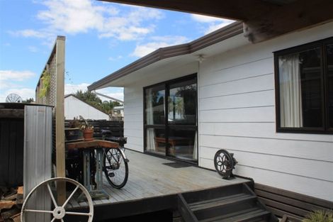 Photo of property in 5b Robinson Street, Katikati, 3129