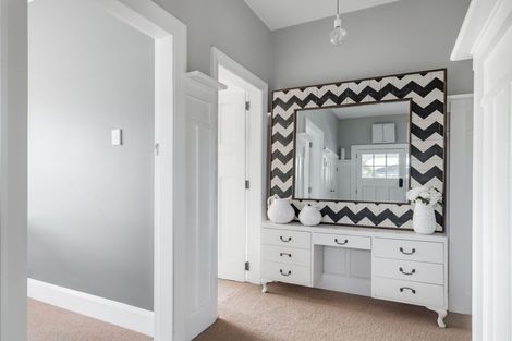 Photo of property in 17 Wilsons Road, Saint Martins, Christchurch, 8022