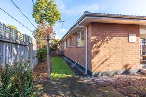 Photo of property in 1/97 Gayhurst Road, Dallington, Christchurch, 8061