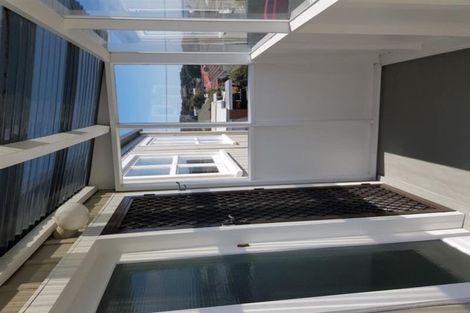 Photo of property in 3/53 Young Street, New Plymouth, 4310