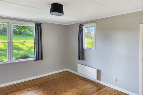 Photo of property in 9 Taupiri Crescent, Titahi Bay, Porirua, 5022