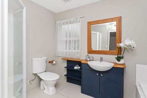 Photo of property in 56 Blue Gum Place, New Brighton, Christchurch, 8083