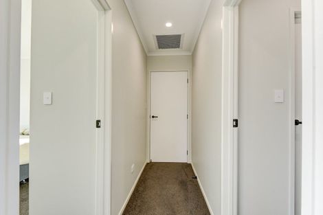 Photo of property in 4 Rosemount Road, Waverley, 4591
