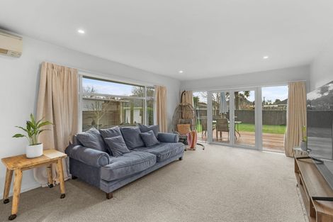 Photo of property in 27 Bourne Crescent, Papanui, Christchurch, 8053