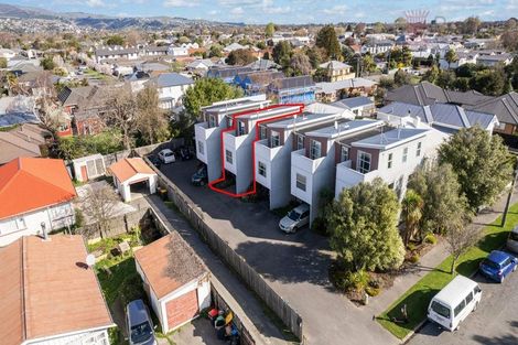 Photo of property in 4/62 Burke Street, Addington, Christchurch, 8024