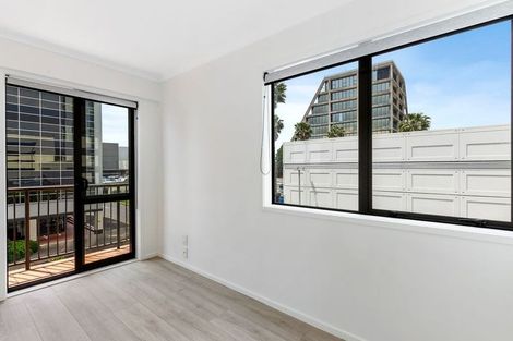 Photo of property in The Rennaissance, 5j/18 Ronwood Avenue, Manukau, Auckland, 2104