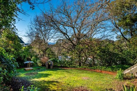 Photo of property in 50 Garden Road, Northland, Wellington, 6012