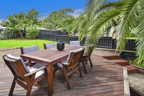 Photo of property in 144 Coxhead Road, Wattle Downs, Auckland, 2103