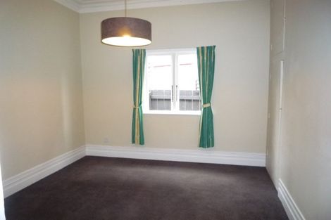 Photo of property in 58 Manor Place, Dunedin Central, Dunedin, 9016