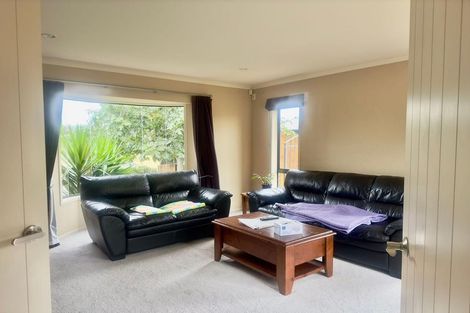 Photo of property in 16 Hawkridge Rise, Huntington, Hamilton, 3210