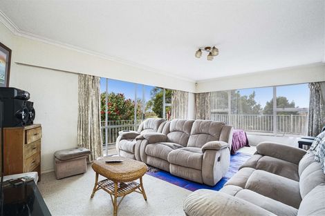 Photo of property in 19 Russleigh Drive, Dinsdale, Hamilton, 3204