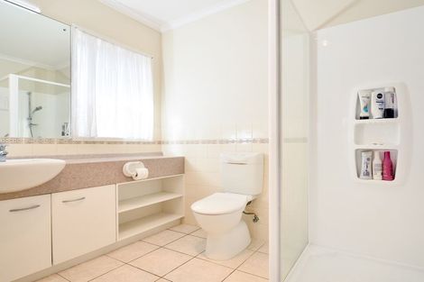 Photo of property in 10 Freestone Place, Henderson, Auckland, 0612