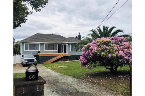 Photo of property in 68 Sylvan Crescent, Te Atatu South, Auckland, 0610