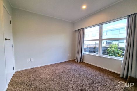 Photo of property in 4/766 Beach Road, Browns Bay, Auckland, 0630