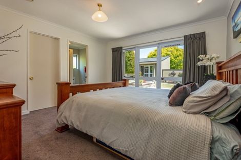 Photo of property in 12 Innerwell Lane, Ashhurst, Palmerston North, 4470