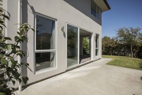 Photo of property in 32 Hunter Crescent, Wanaka, 9305