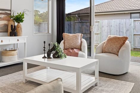 Photo of property in 63 Awatira Drive, Papamoa Beach, Papamoa, 3118