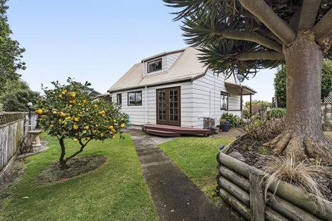 Photo of property in 103e Barrett Road, Whalers Gate, New Plymouth, 4310