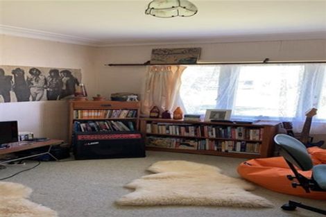 Photo of property in 23 Barbary Avenue, Kelston, Auckland, 0602