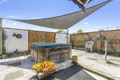 Photo of property in 99 Doncaster Drive, Papamoa Beach, Papamoa, 3118