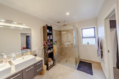 Photo of property in 24 Pukaki Place, Poraiti, Napier, 4112