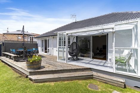 Photo of property in 39 Aliford Avenue, One Tree Hill, Auckland, 1061