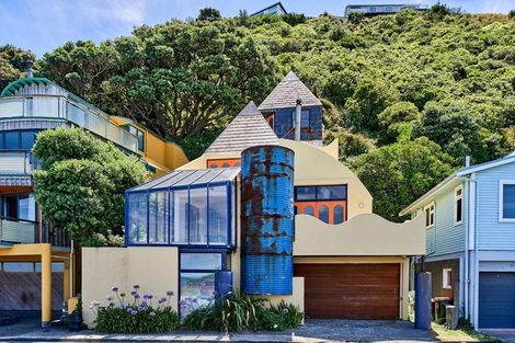 Photo of property in 164 The Esplanade, Houghton Bay, Wellington, 6023