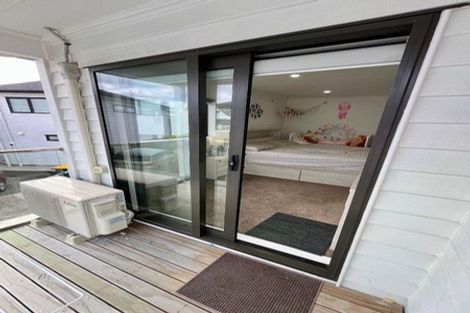 Photo of property in 1d Ohira Place, Henderson, Auckland, 0612