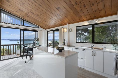 Photo of property in 42 Brigantine Drive, Beach Haven, Auckland, 0626