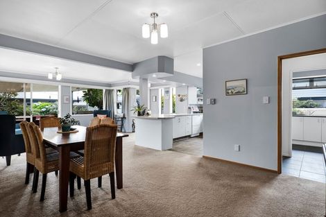 Photo of property in 28 Maire Street, Hawera, 4610