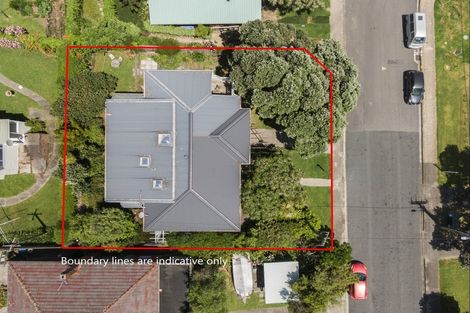 Photo of property in 35 Kawerau Avenue, Devonport, Auckland, 0624
