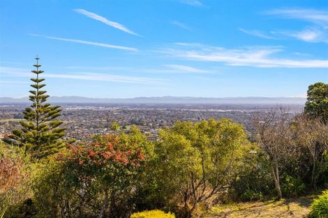 Photo of property in 99 Dyers Pass Road, Cashmere, Christchurch, 8022