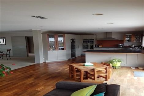 Photo of property in 1 Syntax Place, Conifer Grove, Takanini, 2112