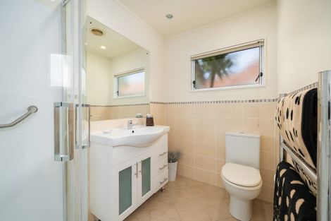 Photo of property in 4 Lakeside Villas, Whitby, Porirua, 5024
