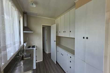 Photo of property in 13 Parris Street, Moturoa, New Plymouth, 4310