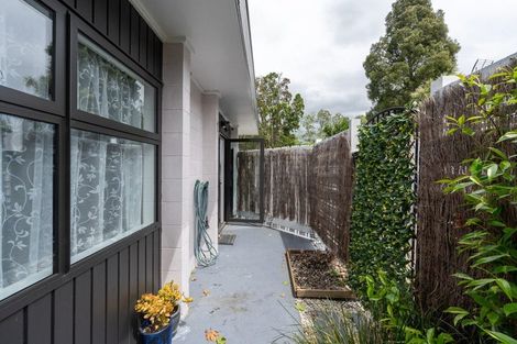 Photo of property in 5/875 Heaphy Terrace, Claudelands, Hamilton, 3214