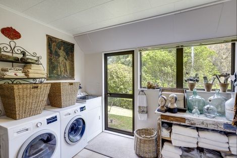 Photo of property in 153 Poraiti Road, Poraiti, Napier, 4182