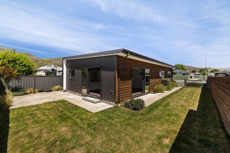 Photo of property in 43a Melmore Terrace, Cromwell, 9310