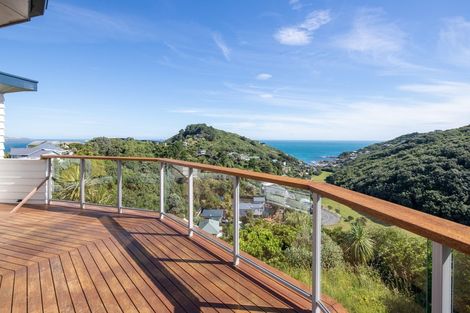 Photo of property in 32 View Road, Houghton Bay, Wellington, 6023