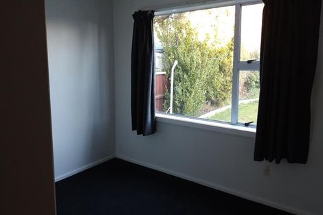 Photo of property in 21 Eglinton Street, Avondale, Christchurch, 8061