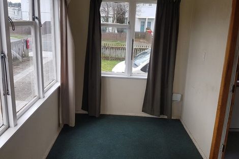 Photo of property in 5-7 Hazard Grove, Cannons Creek, Porirua, 5024