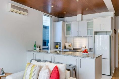 Photo of property in 2/3 Severn Street, Island Bay, Wellington, 6023